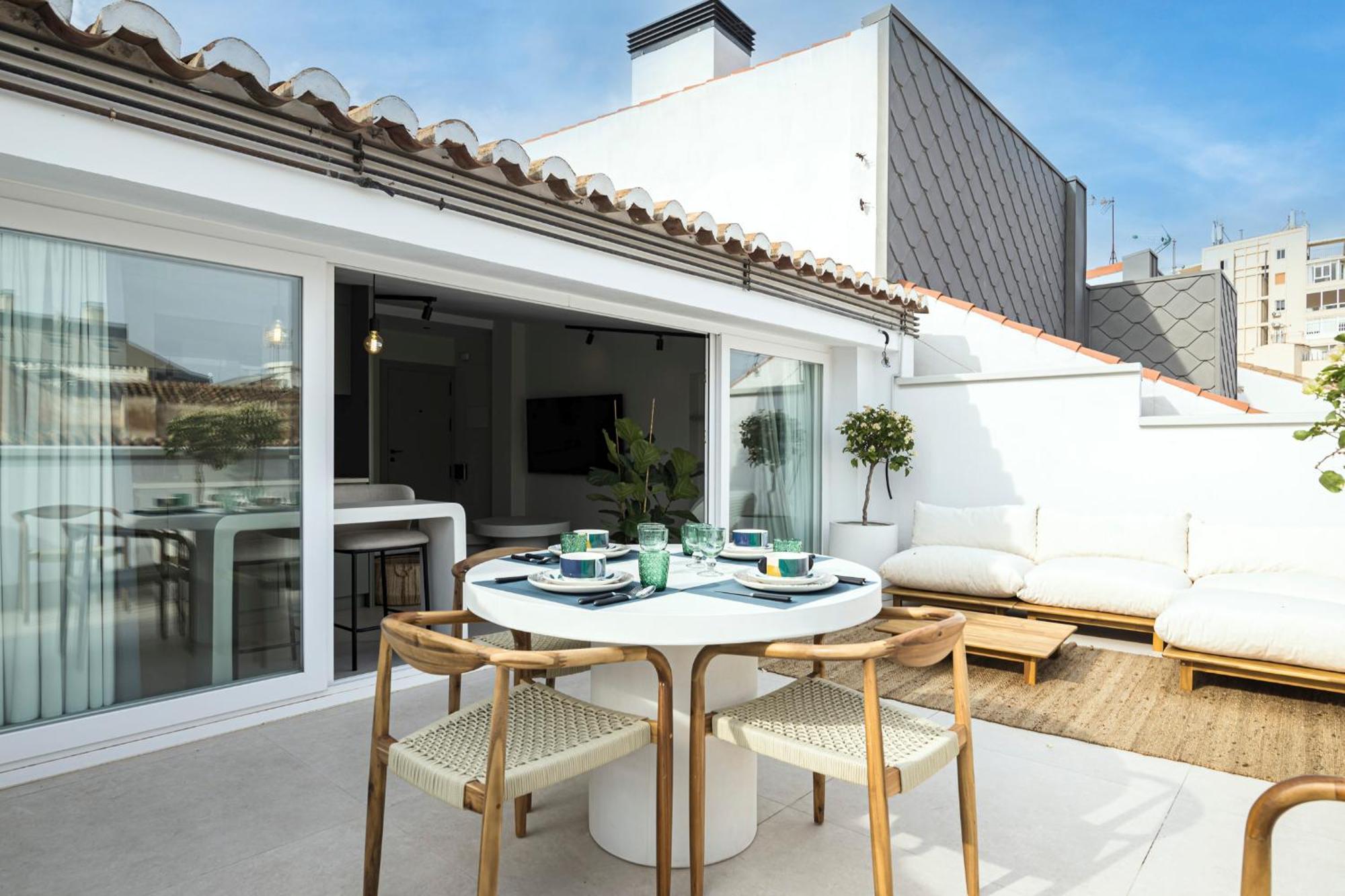 Atarazanas Suite, Atico Con Terraza Малага Экстерьер фото