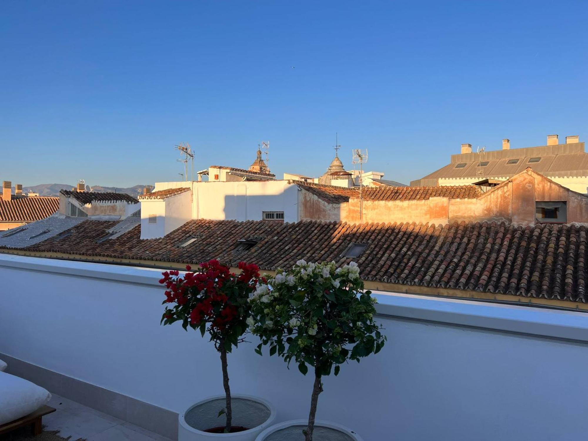 Atarazanas Suite, Atico Con Terraza Малага Экстерьер фото