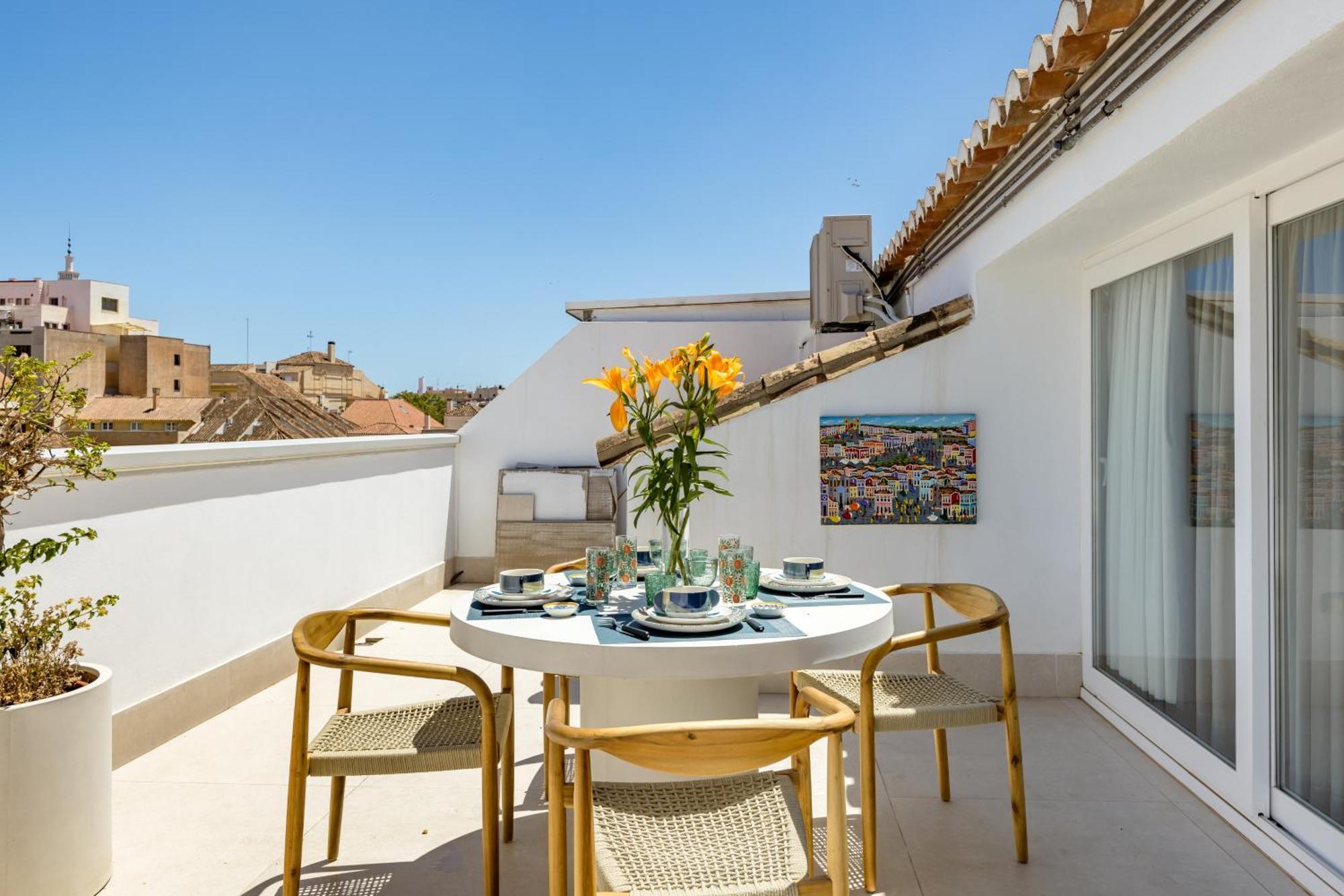 Atarazanas Suite, Atico Con Terraza Малага Экстерьер фото