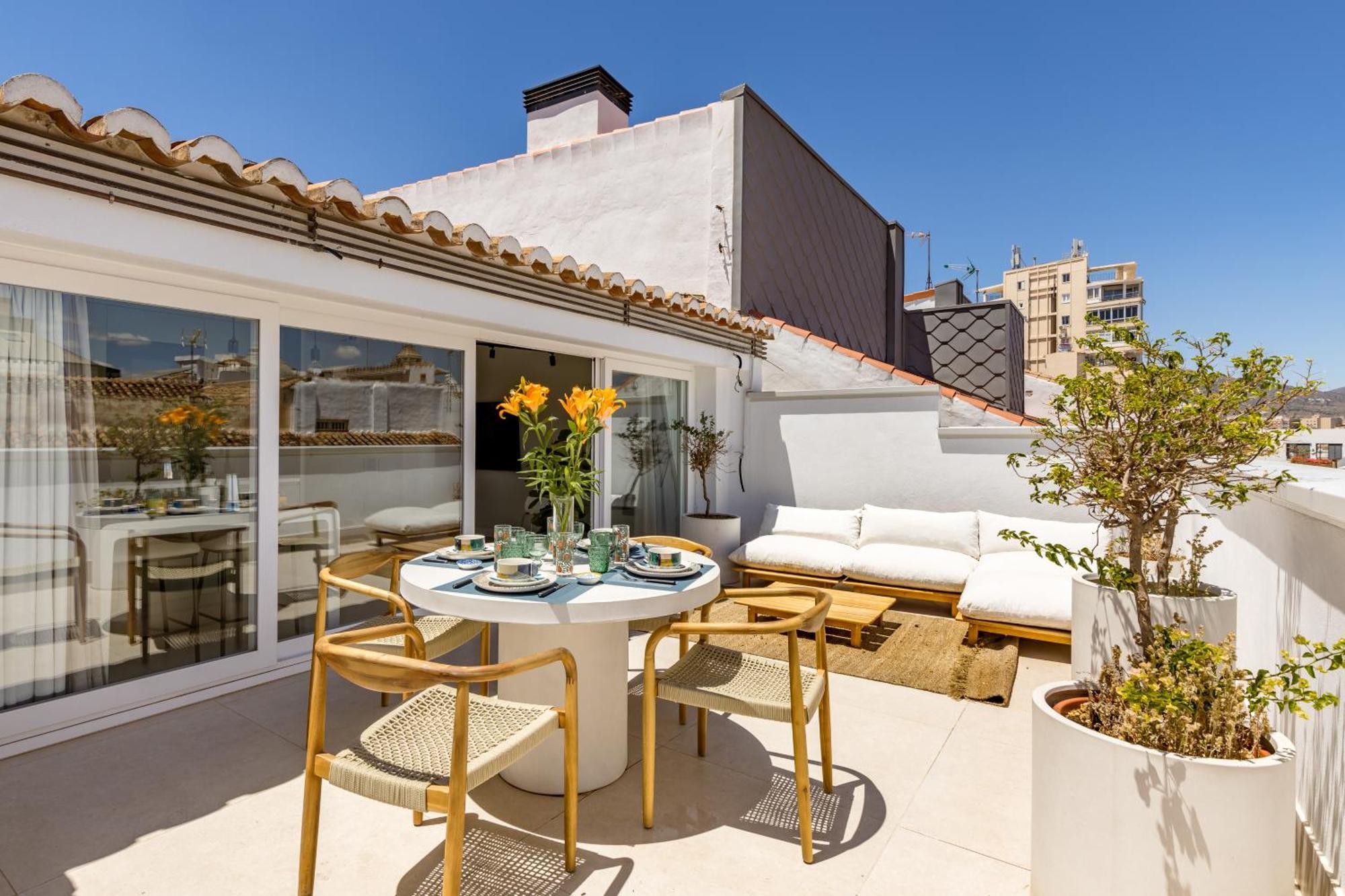Atarazanas Suite, Atico Con Terraza Малага Экстерьер фото
